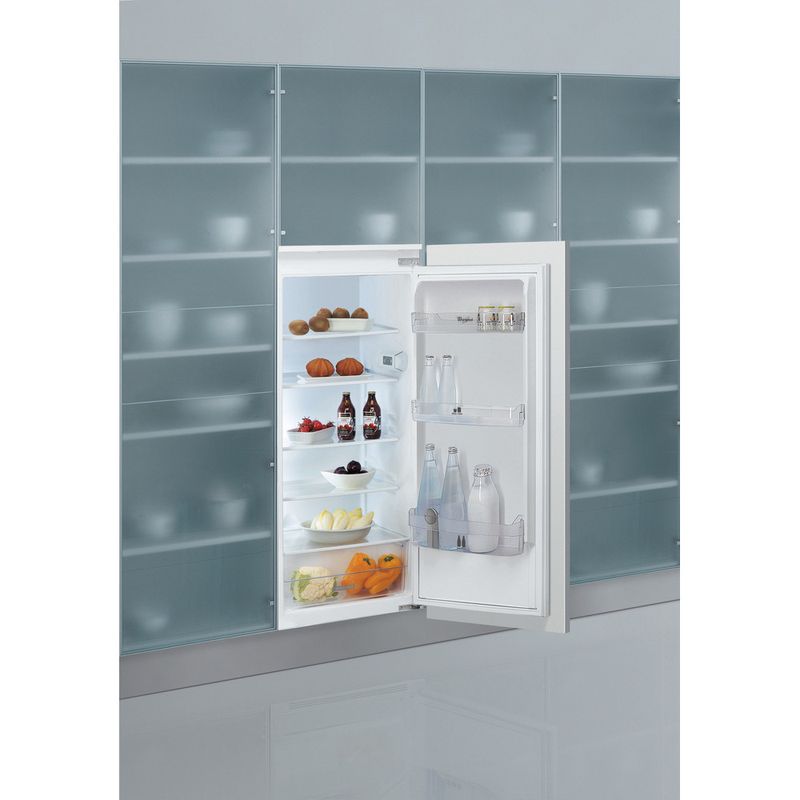 Whirlpool Kühlschrank Einbaugerät ARG 8502 Weiss Lifestyle perspective open