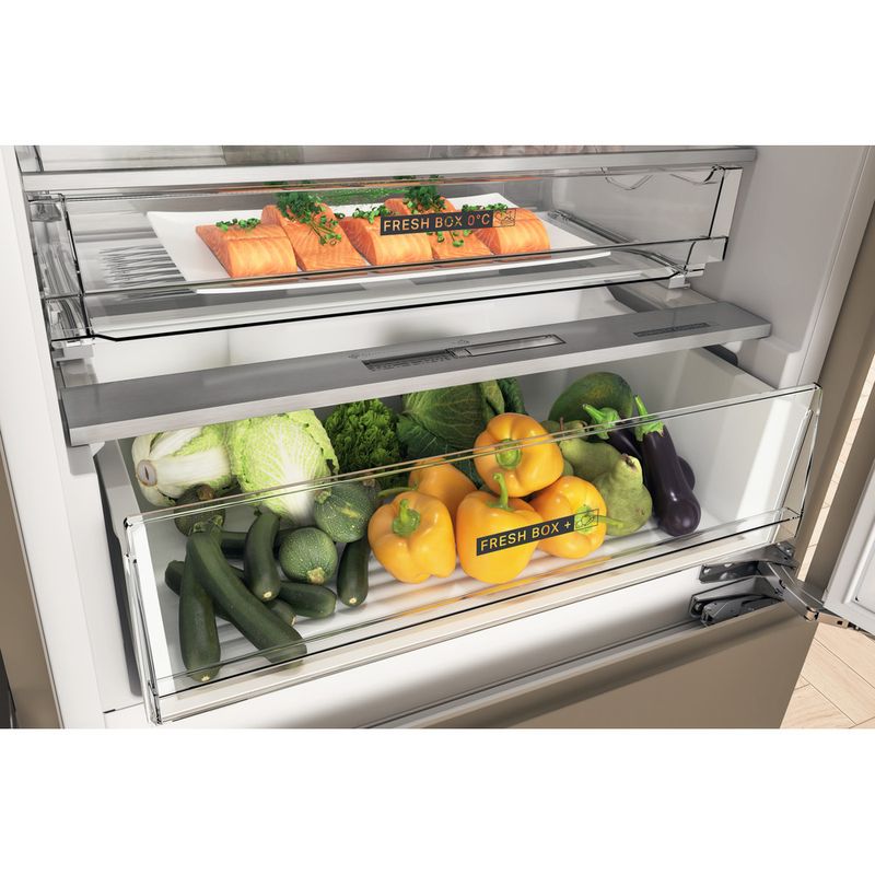 Bauknecht Kühl- / Gefrierkombination Einbaugerät BNF70 400 Weiss 2 doors Drawer