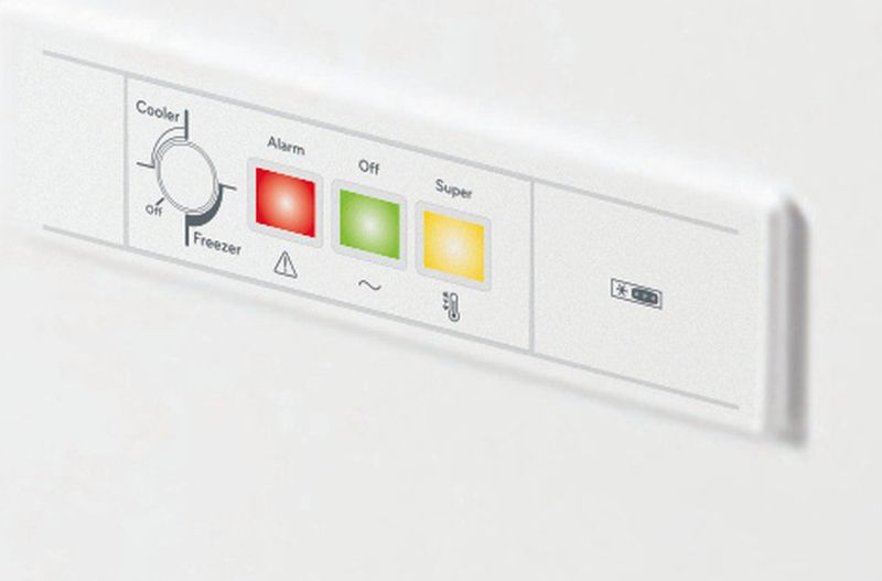 Indesit Gefrierteil Standgerät OS 2A 300 H Weiss Control panel