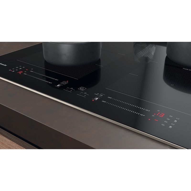 Bauknecht Kochfeld BS 2360F AL Schwarz Induction vitroceramic Lifestyle control panel