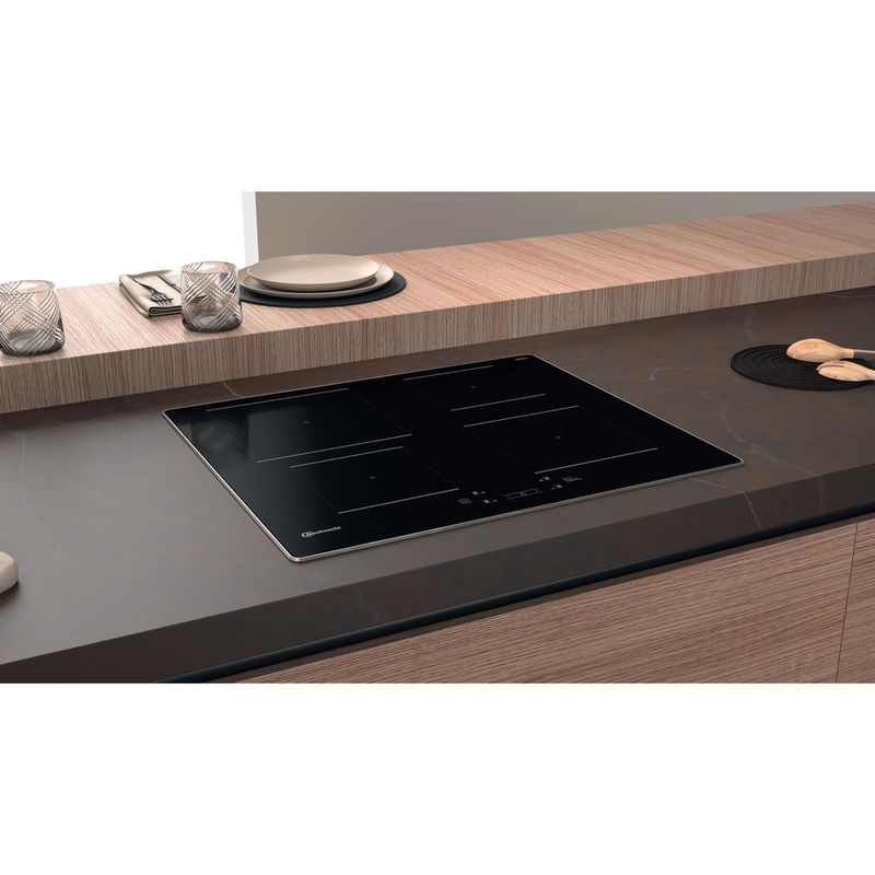 Bauknecht Kochfeld BQ 5160S AL Schwarz Induction vitroceramic Lifestyle perspective