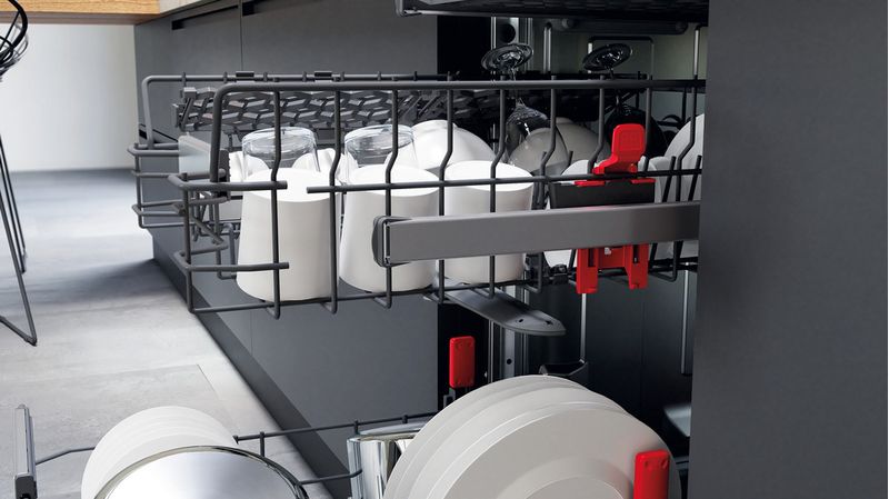 Bauknecht-Dishwasher-Einbaugerat-BSBO-3O35-PF-X-Teilintegriert-D-Lifestyle-detail