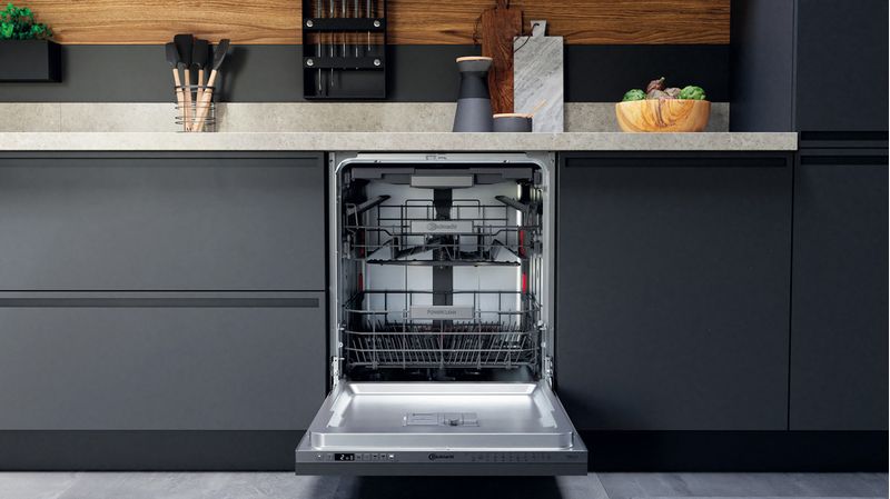 Bauknecht Dishwasher Einbaugerät BCIO 3T341 PLET Vollintegriert (Lieferung ohne Möbelfront) C Lifestyle frontal open