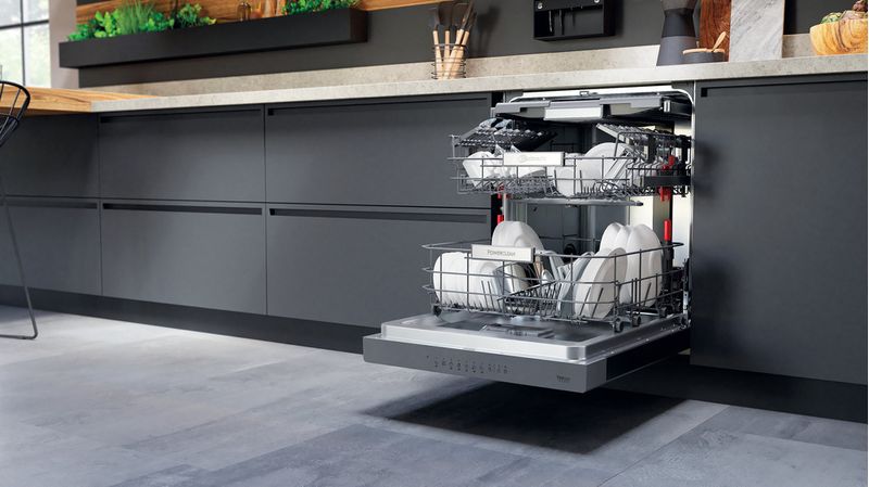 Bauknecht Dishwasher Einbaugerät BUO 3O41 PLT X Unterbau C Lifestyle perspective open