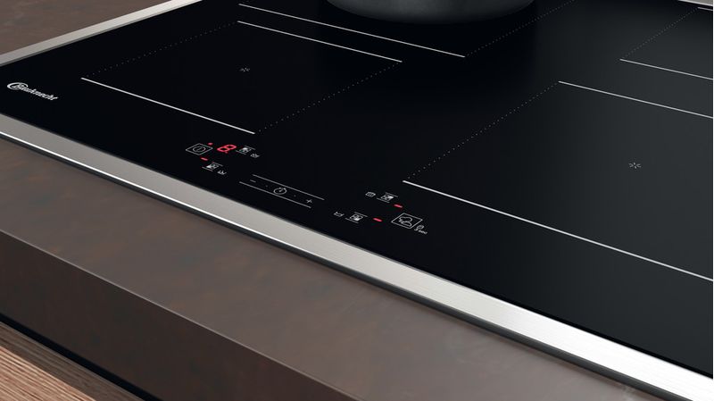 Bauknecht Kochfeld BQ 2760S FT Schwarz Induction vitroceramic Lifestyle control panel